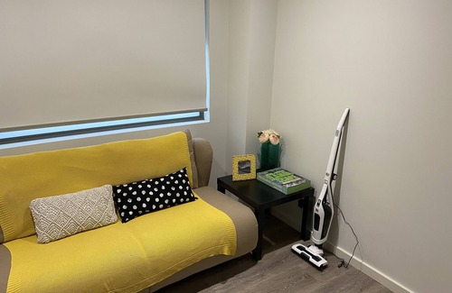 Brunswick West Apartment | U101 Brunswick Living First Flor Balcony Close APT n CBD FreeWifi Tram Doorstep