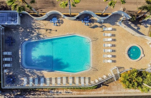 Ruskin Condo | U104 Oceanview/Sunset View/Floor Unit/Steps from Pool Beach!