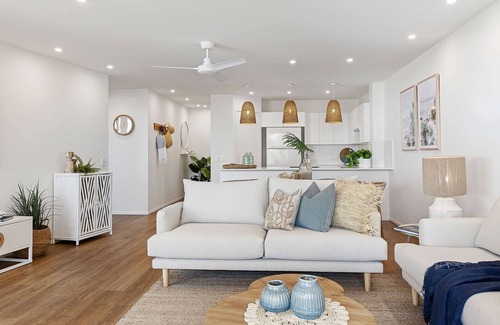 Sunshine Beach Apartment | U2 Park Cres Modern & Stylish 2 bedroom apartment Close to Beach and Restaurants
