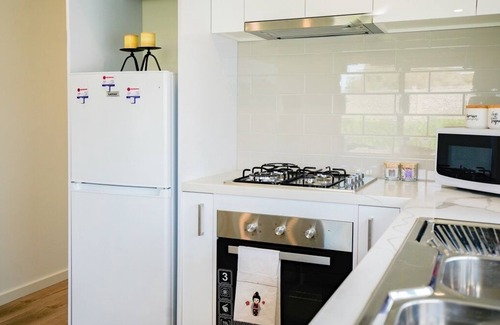 Brunswick Apartment | U201 Brunswick Living Top flor Balcony Close to APT n CBD FreeWifi Tram Doorstep
