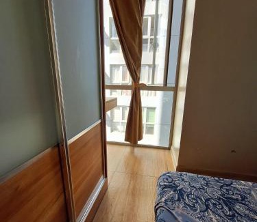 Pasig Apartment | U806 2Bedrooms PoolAccess Netflix wifi85mbps Karaoke
