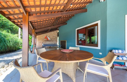 Praia do Frade House | Ubatuba Closed Condominium Pulse Beach