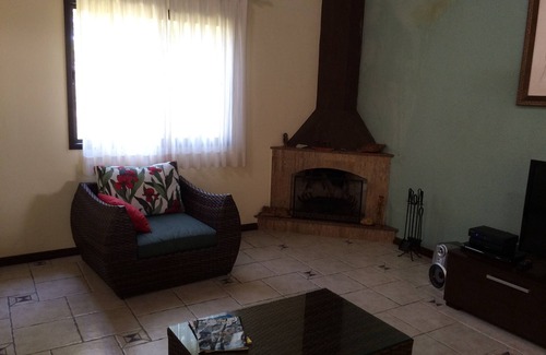 Prumirim House | Ubatuba - Prumirim - 100 meters from the beach. For those seeking quality and comfort!