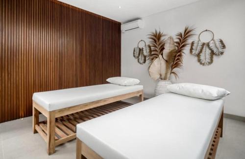 Pejeng Kawan Villa | Ubud Aesthetic 6 BR Private Pool Villa