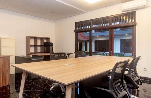 Batuan Apartment | Ubud Ida,s Guest house and Batuan villas