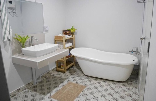 Bang Na House | Udomsuk 4BR – 8 People 5 min to BTS