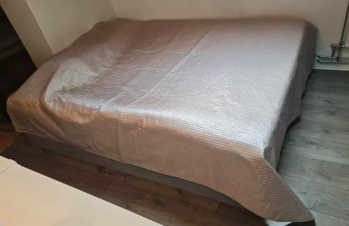 Linkoping House | Ugglegatan 17 - Två rum & kök