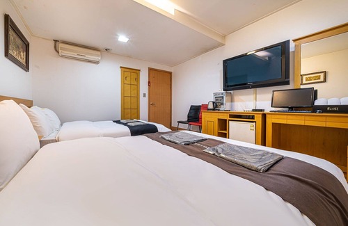 Uijeongbu Hotel | Uijeongbu E Joy