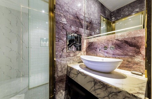 Uiwang Hotel | Uiwang Rovl