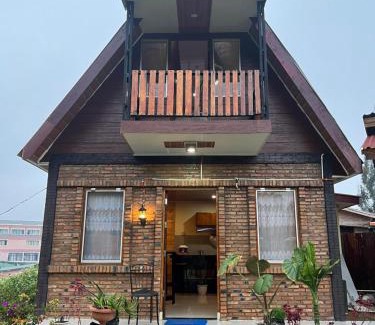 Berastagi Villa | Ulina Villa Segitiga Berastagi