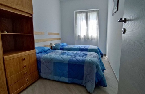 Camporotondo Other | Uliveto farm house Oleander with porch and view of the valley