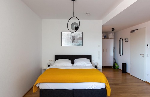 Ulm Apartment | Ulm Ehingerstr | Suite XL (LT)