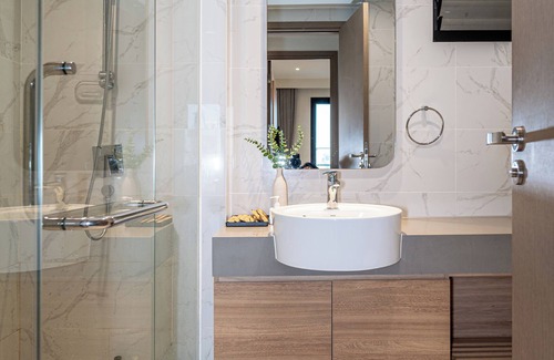 District 4 Apartment | Ultimate 3BR Retreat | Prime D1 Location | 5⭐ Amenities