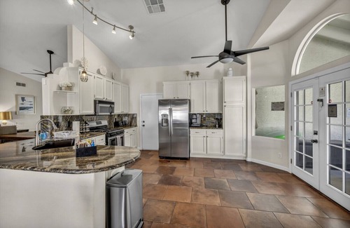 River Mountain House | Ultimate, Central 1 Story, Pool, Hot Tub & Games