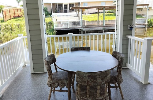 Taylor Creek Apartment | Ultimate Dock House w/Boat Parking