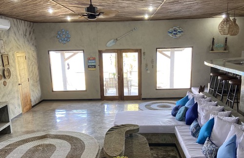 Sekotong Barat House | Ultimate Family-Sized Beach Mountainside Sanctuary (work and play friendly)