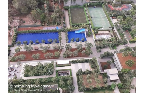 Malad East House | Ultra-luxurious 3BHK entire Apt-Oberoi Garden City