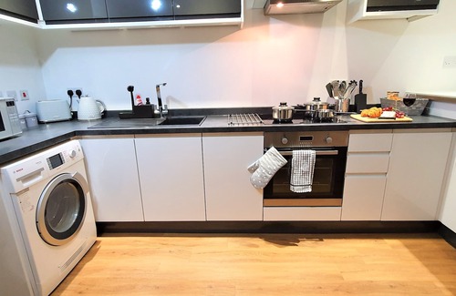 Northampton Apartment | Ultra Modern, Super Comfortable, 2 Bed Apartment Northampton Town Centre