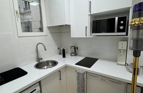 Quartier de la Salpetriere Apartment | Un Appartement au Pied de la rue Mouffetard