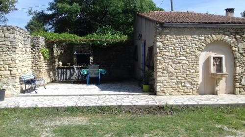 La Roque-sur-Pernes House | UN COIN DE PROVENCE ,LA Maison D'ANTOINE