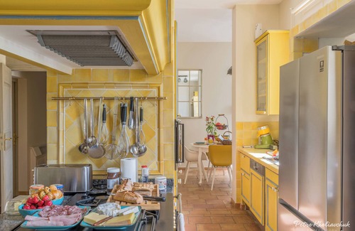 Mouries Other | UN Paradis EN Provence . MAS Aigo Claro . 16 Personnes