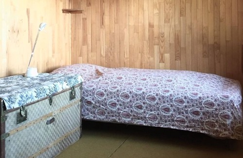 Nancy-sur-Cluses Ski Chalet | Un Vrai Chalet Tout en Bois Dans un Village Typique Haut Savoyard