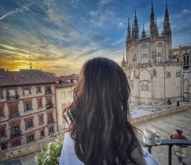 Burgos Apartment | Una MIRADA A LA CATEDRAL-Apartamentos Burgos Catedral