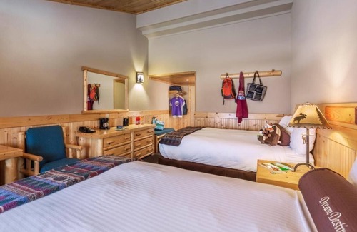 Moran Cabin | Unbelievable Find! 2 Accommodations ,Just Minutes away from Exciting Attraction!