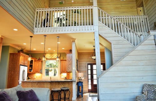 Sautee Nacoochee Cabin | Unbelievable Mountain Cabin on the Historic Chattahoochee River