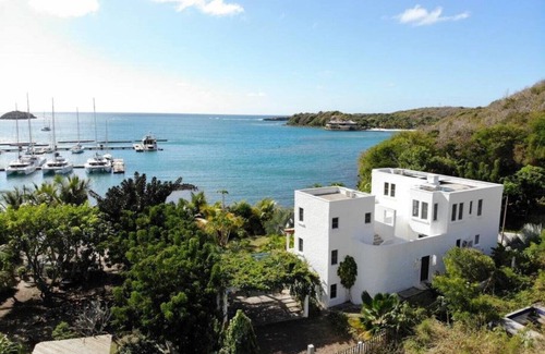 Arawak Hill Apartment | Unbelievable Sea Views Tranquility at its Best
