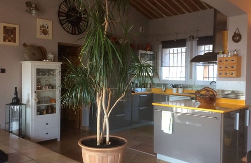 Sollies-Ville Villa | UNDER THE SKY OF THE CÔTE D'AZUR, A LITTLE PARADISE BETWEEN THE SEA AND THE MOUNTAINS