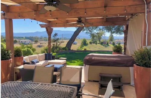Temecula House | UNDERGOING RENOVATION IN 2025/Sleeps 8 Perfect Temecula Wine Country Location!