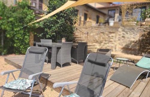 Moire Apartment | Une evasion dans les Pierres Dorées