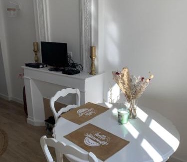 Langon Apartment | Une nuit à Bord de Garonne - WIFI