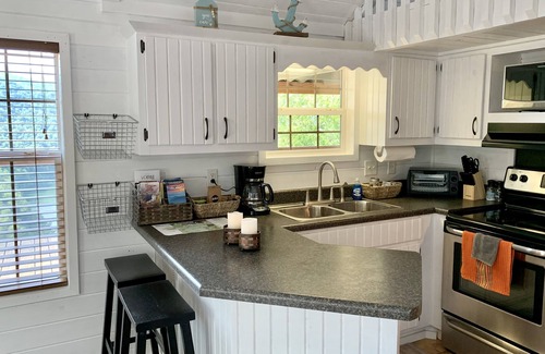 Bryson City Cabin | Unforgettable Views of Mountains & Lake - Quiet in Nature - Fragrance Free