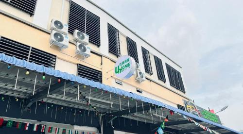 Bintulu Hotel | UniHome Suite