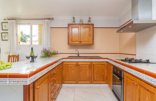 Ariany Villa | UNIO 36 - Wonderful house in the center of the island with private pool. Free WIFI.