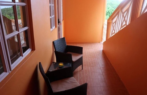 Castries Apartment | Union Hilltop Paradise Villas - Relaxing 2-Bedroom Villa for Family & Friends 3