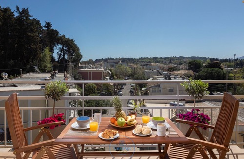 Corfu Town Apartment | UniQApt Garitsa Woods