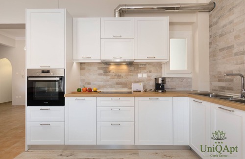 Corfu Town Apartment | UniQApt luxury apartment in Corfu Town