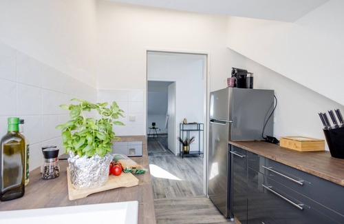 Munchen District Apartment | UNiQE I 100sqm I Near the trade fair