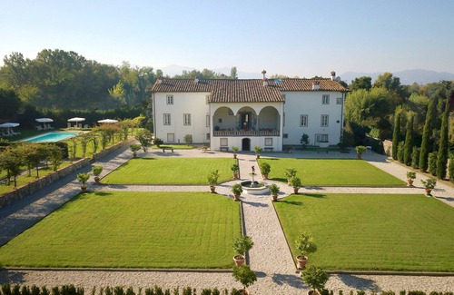 Capannori Villa | Unique 1600 villa completely renovated at walking distance from a nice village