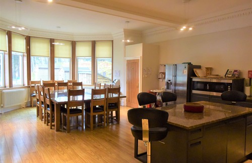 Stronachlachar House | Unique 6 Bedroom Lodge, Views Of Loch /Sir Walter Scott Steamboat, Pier Cafe