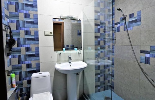 Chugureti Hotel | Unique and Cozy Apart Hotel on the corner of London Park in Tbilisi