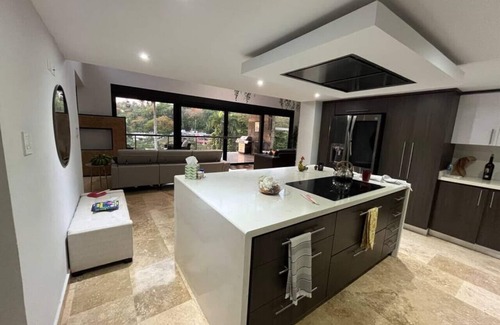 Rio Villa | Unique and Luxurious 5 Bedroom Mansion