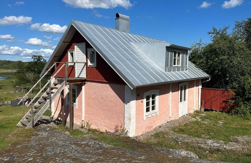 Sorunda House | Unique and simple accommodation in the Stockholm archipelago on a peninsula next to Sorunda.