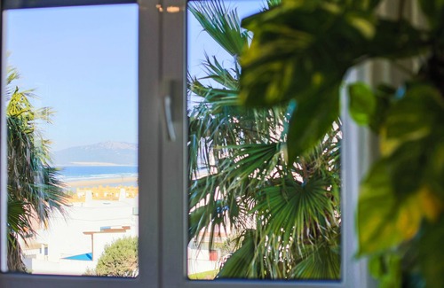 Tarifa Apartment | Unique apartment on the beach with terrace and spectacular sea views
