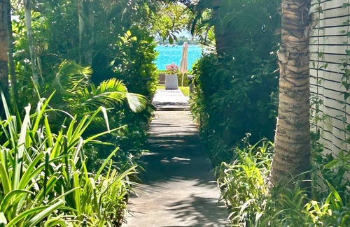 Pointe aux Canonniers Apartment | Unique Beachfront Appartment