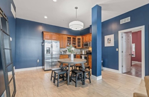 Center City East Apartment | Unique | Chinatown | Bunkbeds | Hosted By StayRafa
