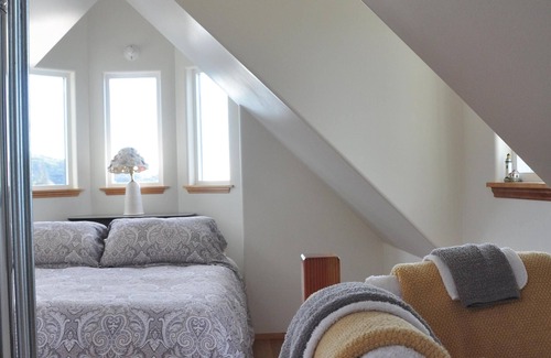 Ismailof Island Cabin | Unique Clifftop Lighthouse with stunning views of Kachemak Bay